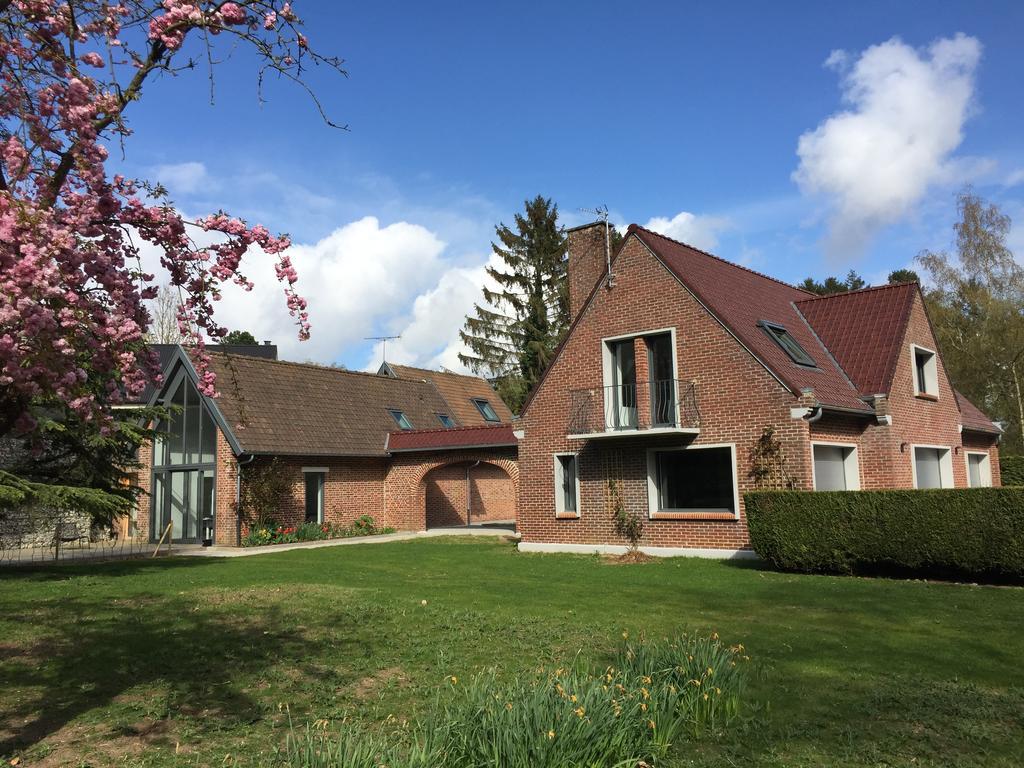Le Domaine Des Loups Hotell Souchez Eksteriør bilde