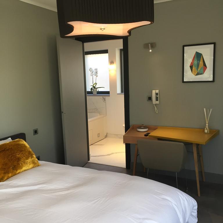 Le Domaine Des Loups Hotell Souchez Eksteriør bilde